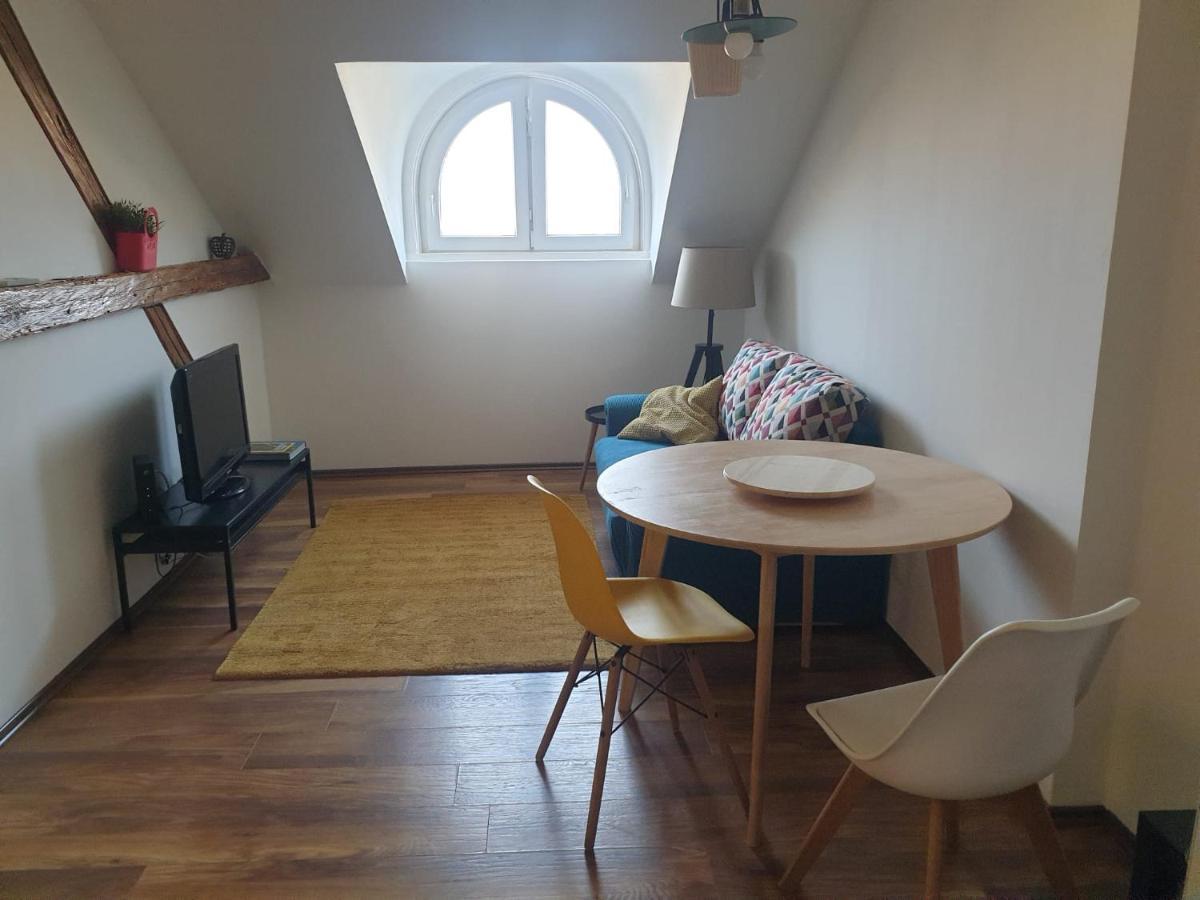 Music Apartment Benedikta 자그레브 외부 사진
